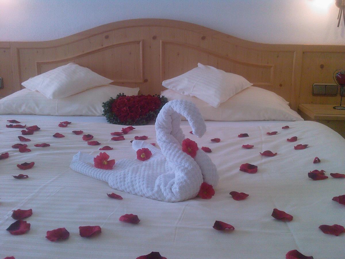 Hotel Schatten Garmisch-Partenkirchen Ngoại thất bức ảnh
