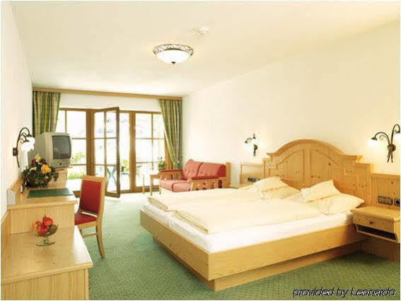 Hotel Schatten Garmisch-Partenkirchen Ngoại thất bức ảnh